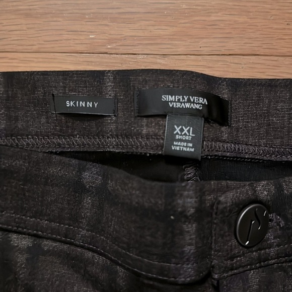 Simply Vera | Vera Wang | Skinny Mid Rise Pants | Brown/Black Plaid | XXL Short - Picture 2 of 5